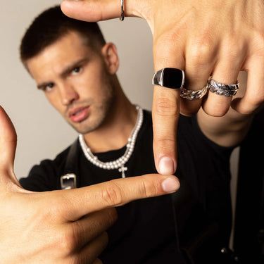 Nialaya Men's Silver Signet Ring with Onyx