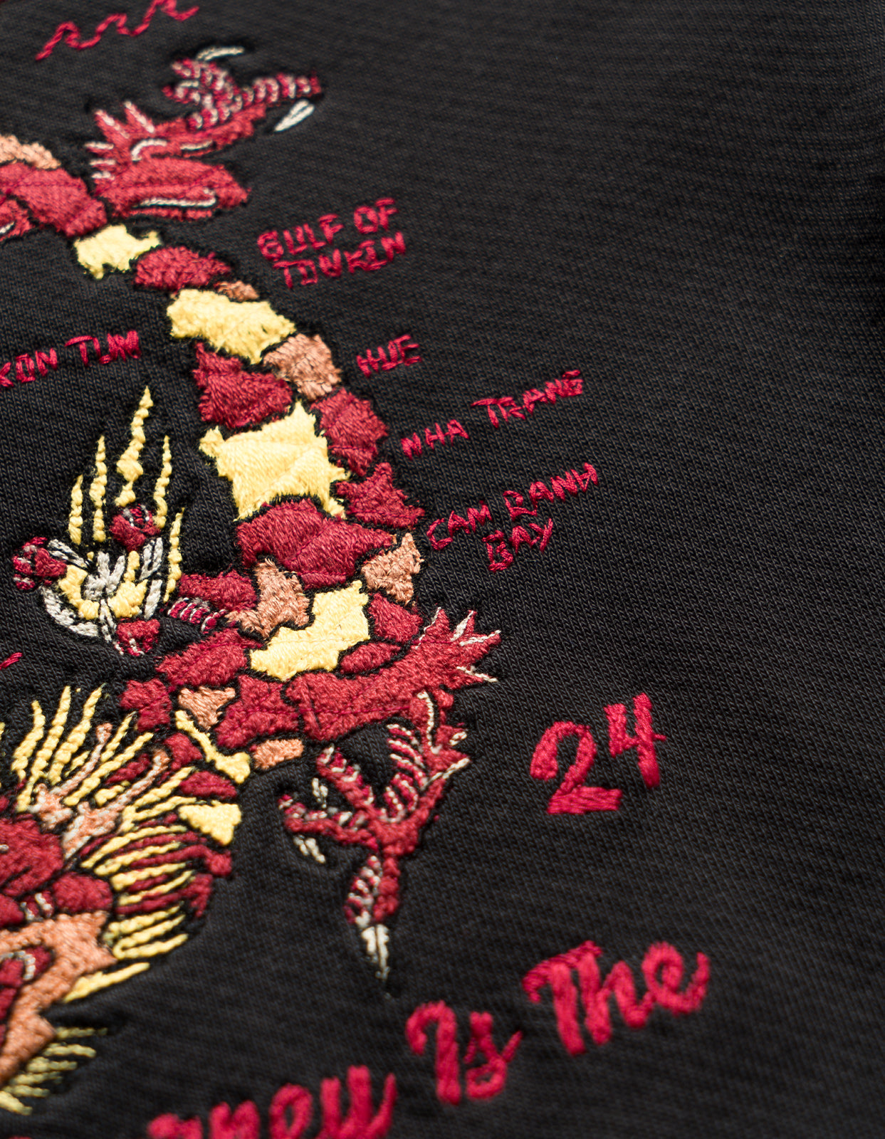 Dragon Map Vintage Crew Sweatshirt Black