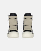 Women Jumbolace Sneakers Black/Milk/Milk