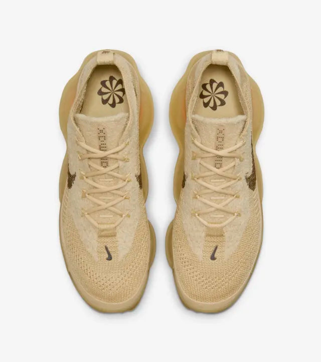 Nike W Air Max Scorpion Fk Sesame-Coconut Milk-Wheat-Gold