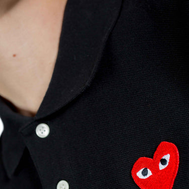 CDG PLAY W RED HEART POLO BLACK